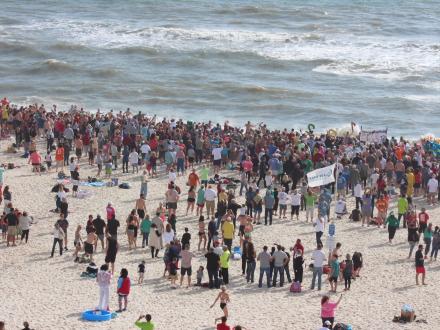 Flora-Bama's Polar Bear Dip