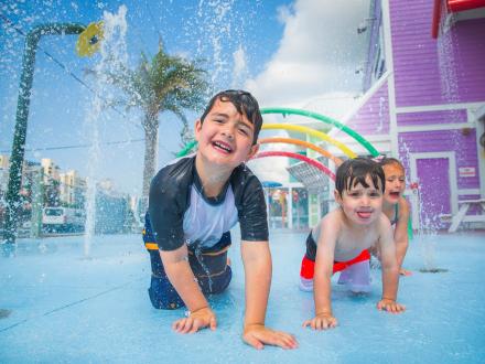 Surf Style Splash Pad