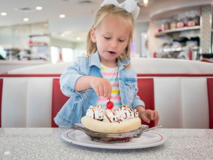 Sunliner Diner Banana Split