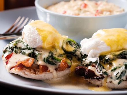 OSO Orange Beach Breafast Restaurant Eggs Benedict