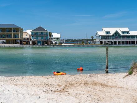 Little Lagoon Pass, shallow beach access in Gulf Shores