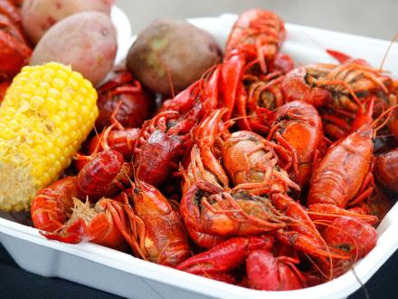 Crawfish boil with corn and potatoes in Orange Beach