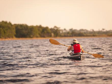 Kayaker in Lake Shelby in Gulf State Park